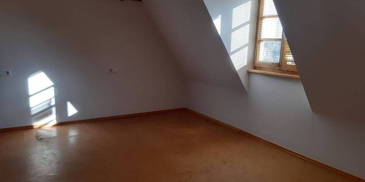 Etagenwohnung Riedlingen Neufra - 4 Zimmer, 108 m&sup2;, 850&euro; | Angebot:26500269