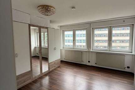 Wohnung zum Mieten in Stuttgart 390 € 15 m² 2 zimmer