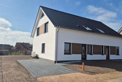 Haus Wagenfeld - 4 Zimmer, 110 m&sup2;, 1.200&euro; | Angebot:24806358