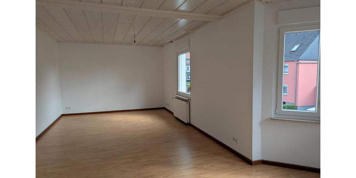 Maisonettenwohnung Kirchlengern - 5 Zimmer, 120 m&sup2;, 1.060&euro; | Angebot:26614548