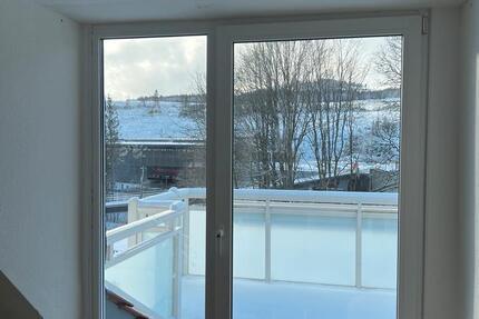 Helle Dachgeschosswohnung mit Blick auf den Winterberg 4 zimmer