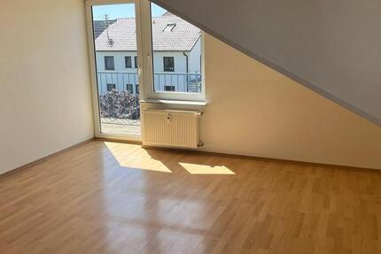 Wohnung Hülben - 2 Zimmer, 55 m&sup2;, 530&euro; | Angebot:24729102
