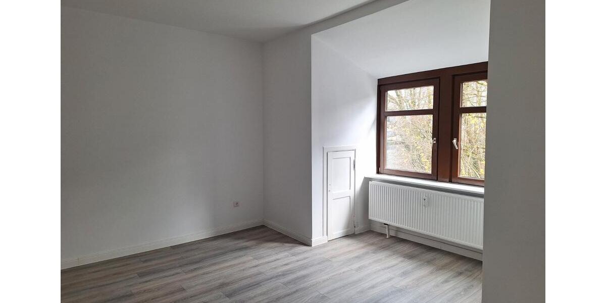 Dachgeschoßwohnung Flensburg Altstadt - 3 Zimmer, 83 m&sup2;, 750&euro; | Angebot:26069149