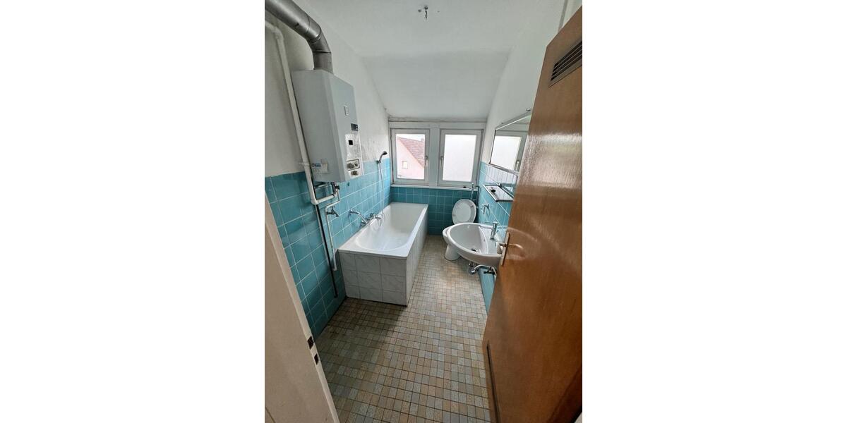 Dachgeschoßwohnung Haiger - 2 Zimmer, 50 m&sup2;, 600&euro; | Angebot:27629445