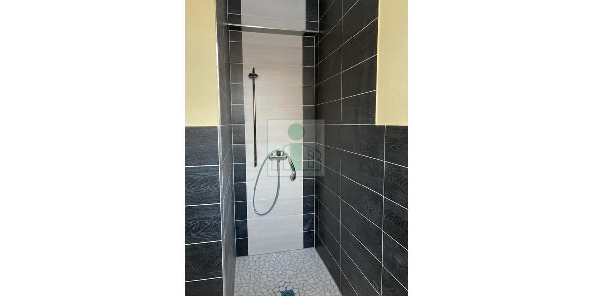 Etagenwohnung Löbau - 1 Zimmer, 37 m&sup2;, 305&euro; | Angebot:25438206