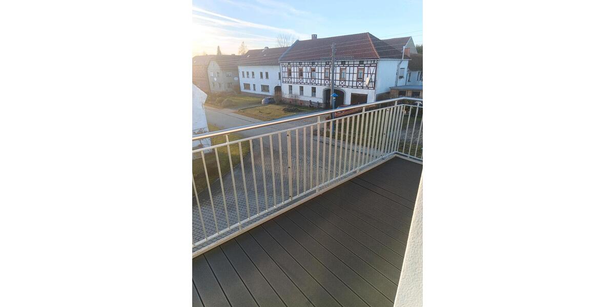 Reihenhaus Ranis - 5 Zimmer, 130 m&sup2;, 900&euro; | Angebot:26418470
