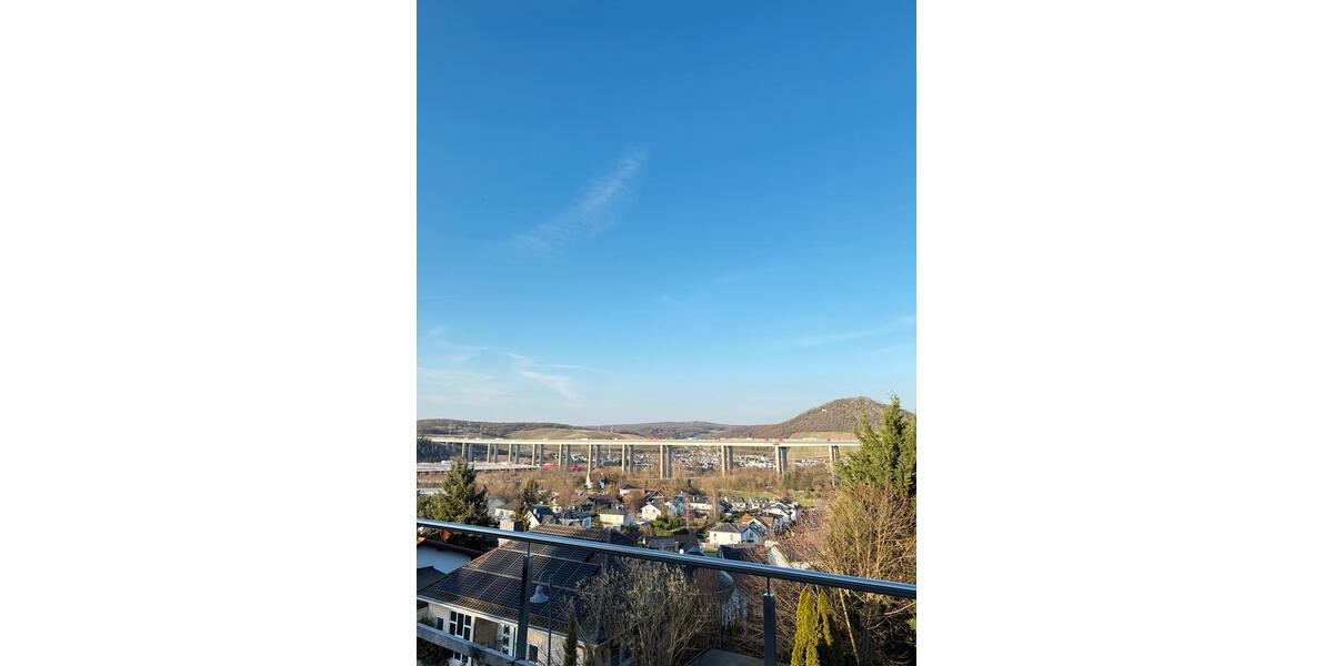Dachgeschoßwohnung Bad Neuenahr-Ahrweiler Ahrweiler - 4 Zimmer, 125 m&sup2;, 1.325&euro; | Angebot:26091522
