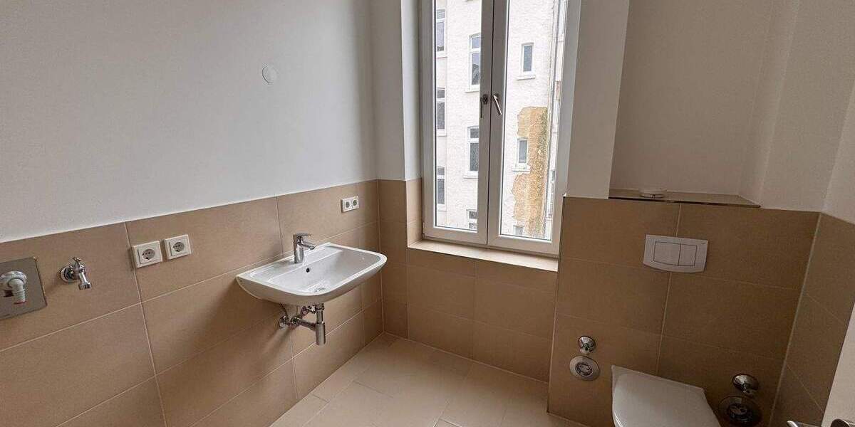 Etagenwohnung Wiesbaden Westend / Bleichstraße - 2 Zimmer, 79 m&sup2;, 1.175&euro; | Angebot:25737579