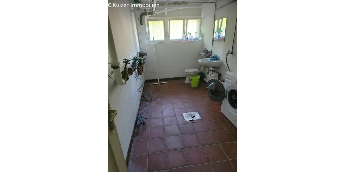 Dachgeschoßwohnung Lörrach - 1 Zimmer, 15 m&sup2;, 360&euro; | Angebot:25057339