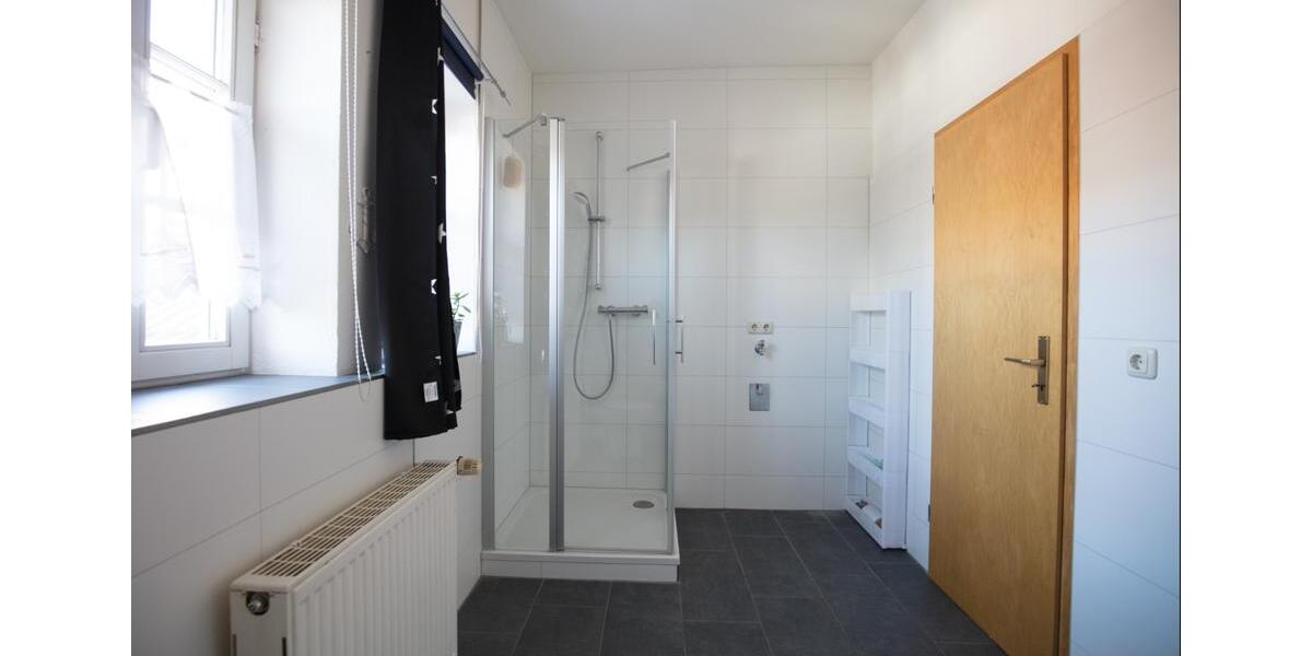 Etagenwohnung Bad Langensalza - 3 Zimmer, 91 m&sup2;, 750&euro; | Angebot:25540076