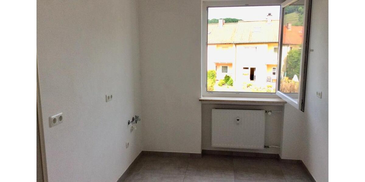 Etagenwohnung Zeil am Main - 3 Zimmer, 67 m&sup2;, 665&euro; | Angebot:24754019