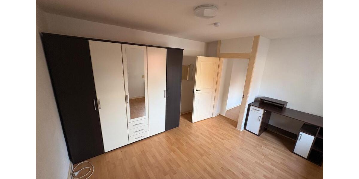Etagenwohnung Aßlar - 5 Zimmer, 115 m&sup2;, 775&euro; | Angebot:24737160