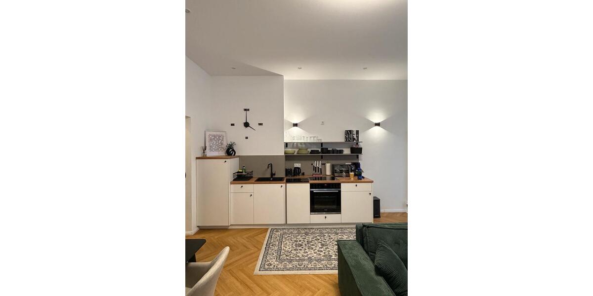 Erdgeschoßwohnung Berlin Mitte - 2 Zimmer, 71 m&sup2;, 2.300&euro; | Angebot:24878384