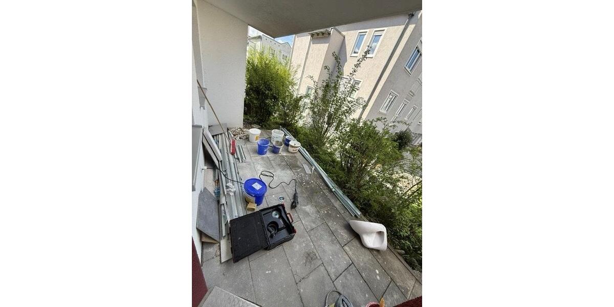 Etagenwohnung Böblingen - 3 Zimmer, 80 m&sup2;, 1.750&euro; | Angebot:26247561