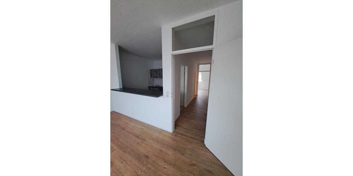 Dachgeschoßwohnung Schwerin Friedrichsthal - 2 Zimmer, 51 m&sup2;, 540&euro; | Angebot:24974218