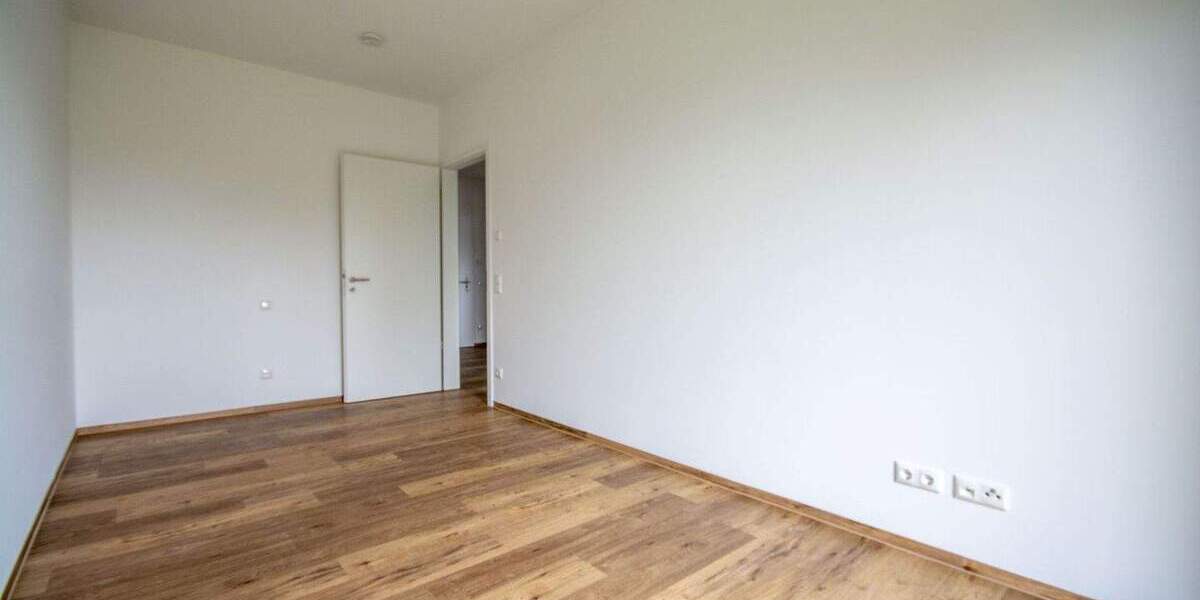 ***FAMILIEN AUFGEPASST! - 4-ZIMMER-EG-WOHNUNG MIT GROSSEM GARTEN*** 4 zimmer