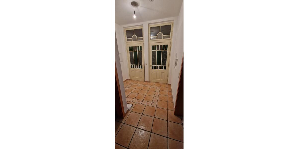 Etagenwohnung Weißwasser (Oberlausitz) - 5 Zimmer, 140 m&sup2;, 980&euro; | Angebot:25637422