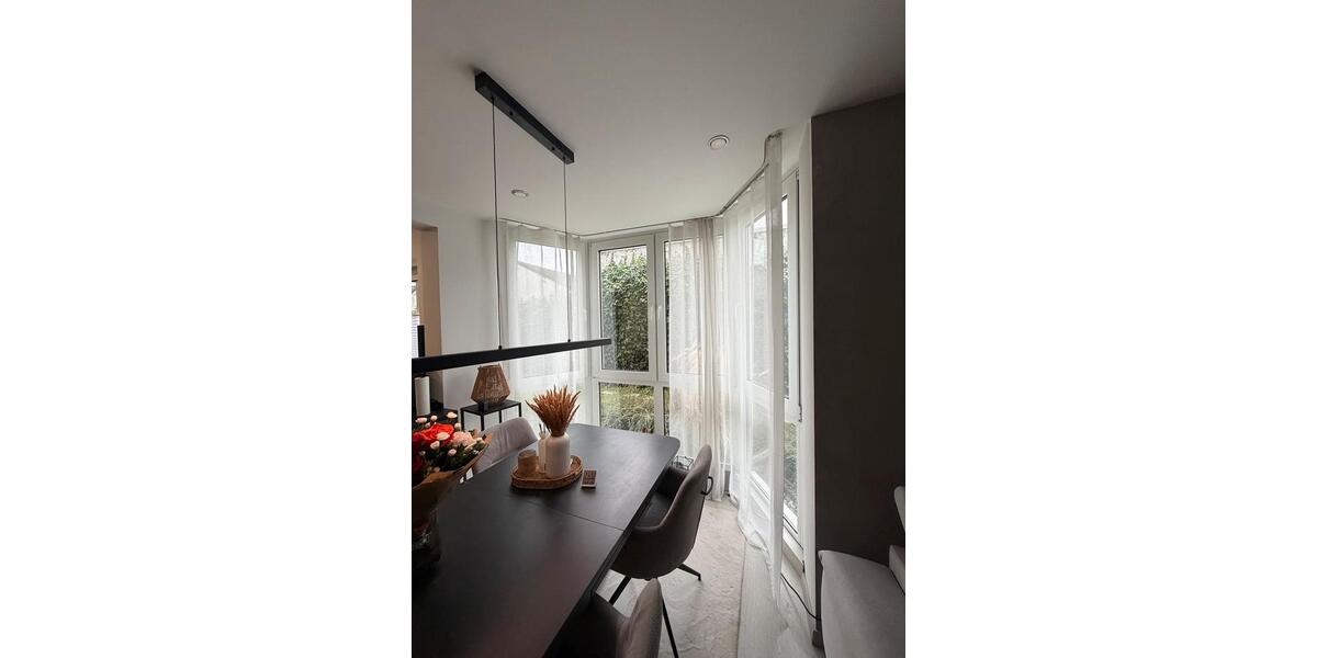 Erdgeschoßwohnung Hochheim am Main - 2 Zimmer, 67 m&sup2;, 1.140&euro; | Angebot:26272097