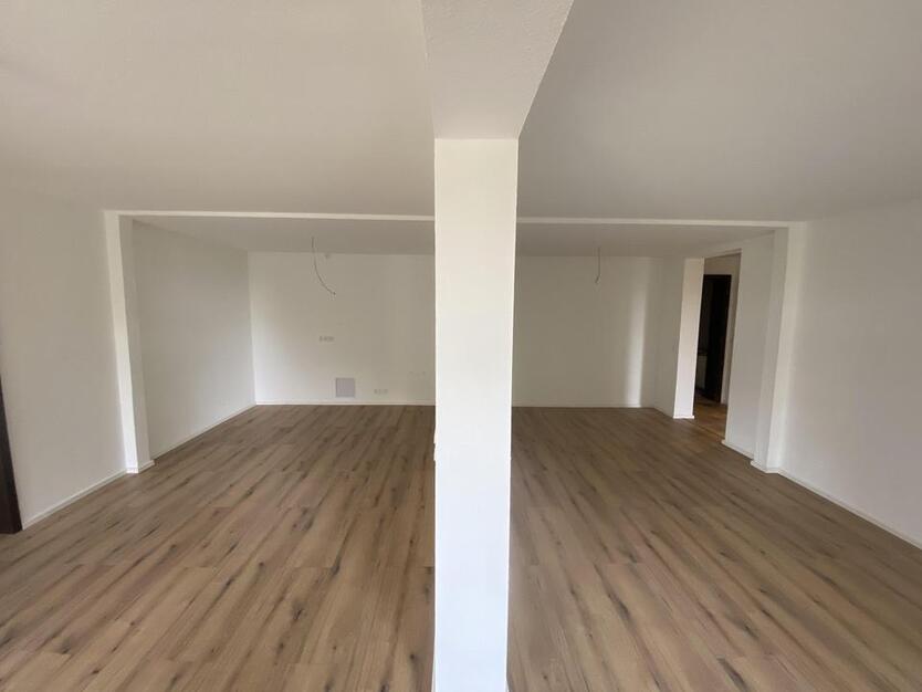 Energetisch neu sanierte 3,5 Zi. Wohnung inkl. Garten