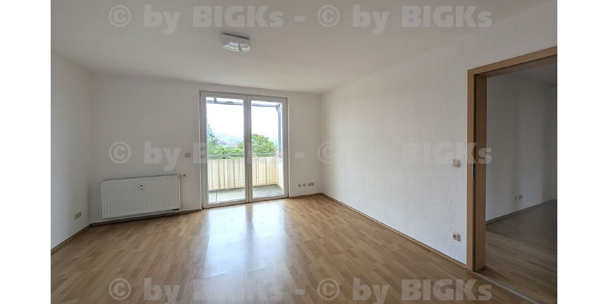 BIGKs - Suhl-Leninring: FREIE AUSSICHT - 3 Raum Wohnung Suhl,sep.Küche,Dusch-Wannenbad, Balkon (-;) - Etagenwohnung Suhl Suhl Friedrich-Wolf-Straße | Angebot:26536227