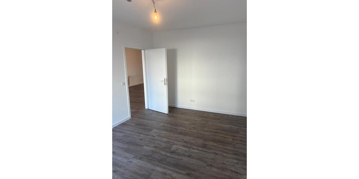 Erdgeschoßwohnung Saarlouis - 2 Zimmer, 85 m&sup2;, 850&euro; | Angebot:26496438