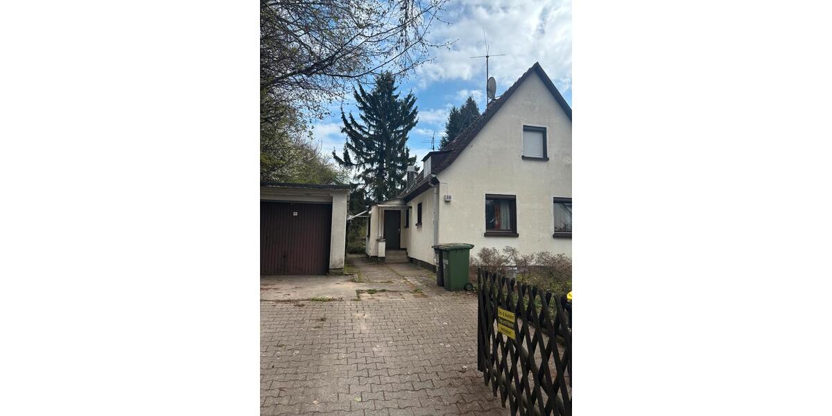 Einfamilienhaus Frankfurt am Main Sossenheim - 7 Zimmer, 200 m&sup2;, 4.100&euro; | Angebot:26040890