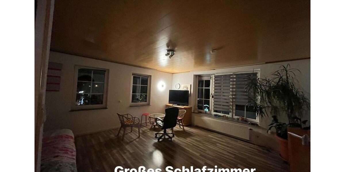 Wohnen auf Zeit Hilchenbach - 7 Zimmer, 140 m&sup2;, 25&euro; | Angebot:26003726