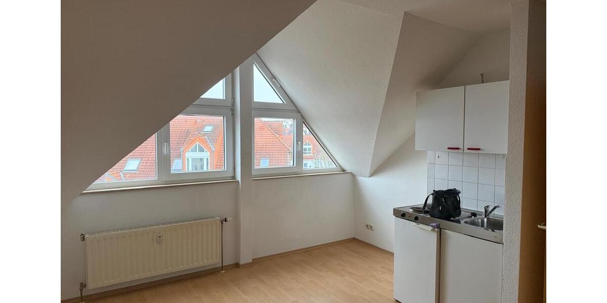 Dachgeschoßwohnung Salzatal - 1 Zimmer, 26 m&sup2;, 200&euro; | Angebot:25048737