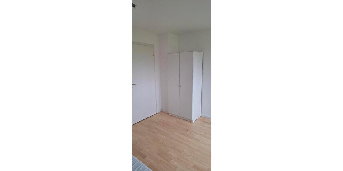 Dachgeschoßwohnung Wernau (Neckar) - 4 Zimmer, 70 m&sup2;, 1.830&euro; | Angebot:26320165