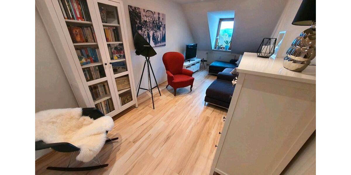 Dachgeschoßwohnung Bautzen - 4 Zimmer, 81 m&sup2;, 567&euro; | Angebot:26038397
