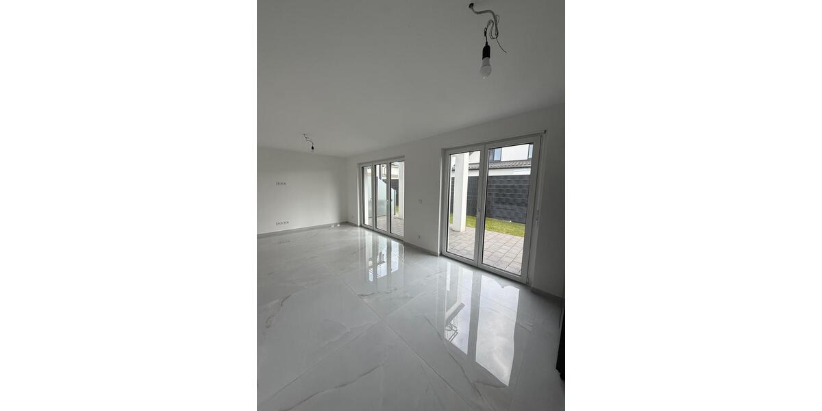 Erdgeschoßwohnung Minden - 2 Zimmer, 62 m&sup2;, 750&euro; | Angebot:26531261