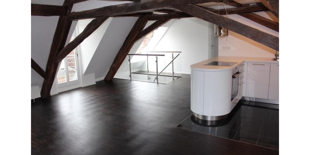 Dachgeschoßwohnung Idstein - 2 Zimmer, 82 m&sup2;, 1.130&euro; | Angebot:25759553