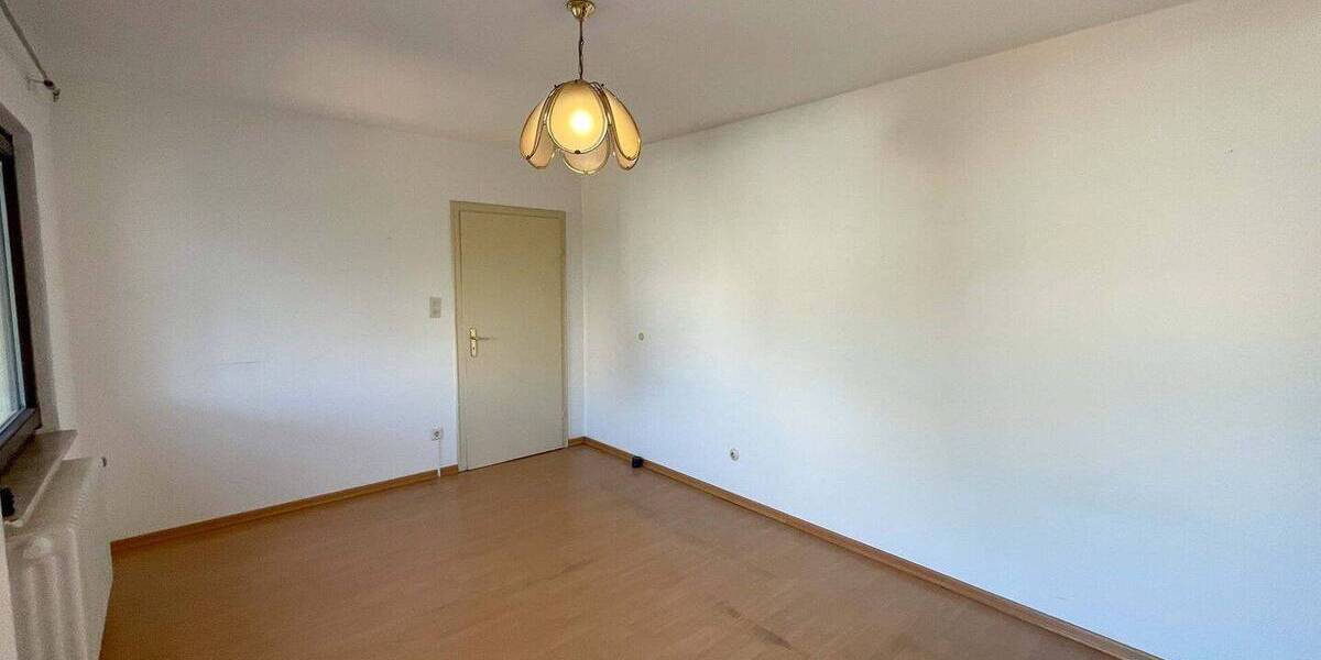 Einfamilienhaus Neuwied - 6 Zimmer, 129 m&sup2;, 1.300&euro; | Angebot:25984579