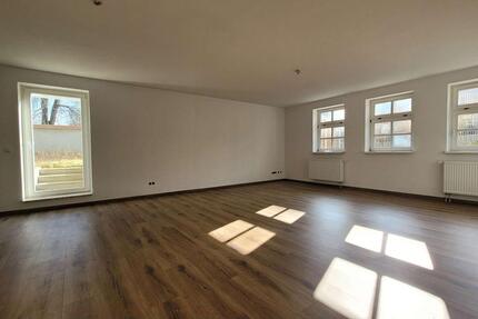 Wohnung Gotha - 4 Zimmer, 140 m&sup2;, 950&euro; | Angebot:25221306