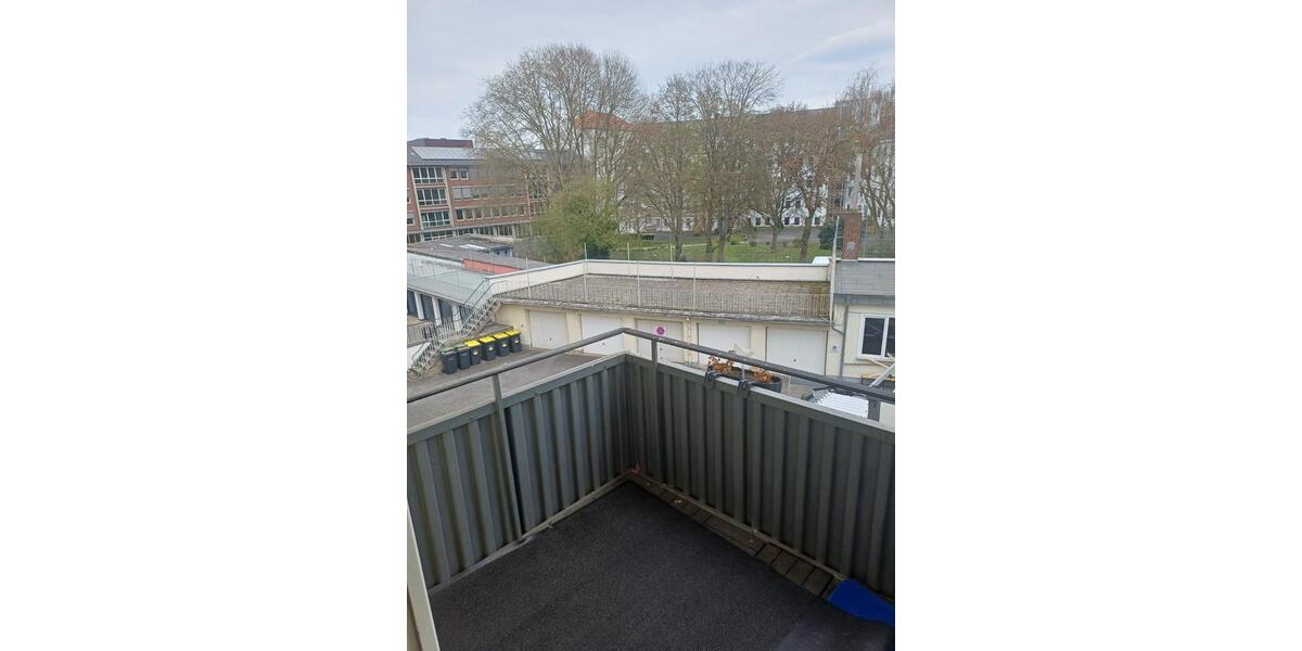 Etagenwohnung Kassel - 3 Zimmer, 81 m&sup2;, 800&euro; | Angebot:26265665