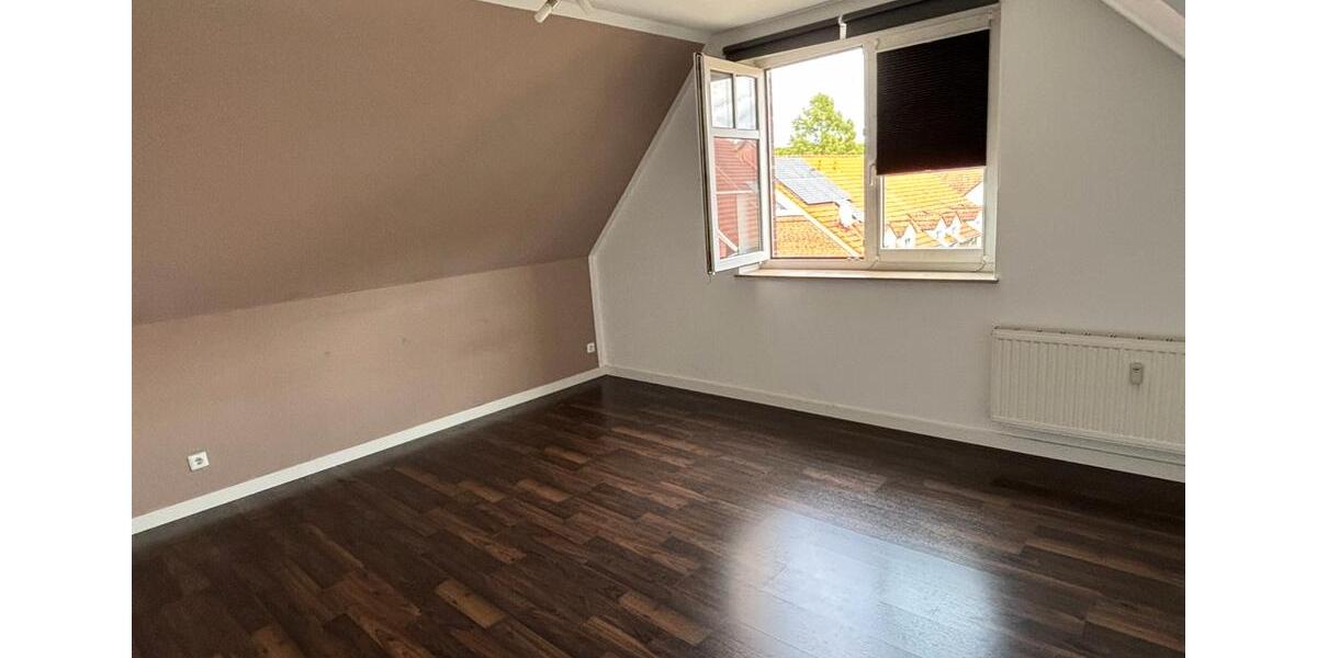Dachgeschoßwohnung Königs Wusterhausen - 2 Zimmer, 68 m&sup2;, 800&euro; | Angebot:26532355