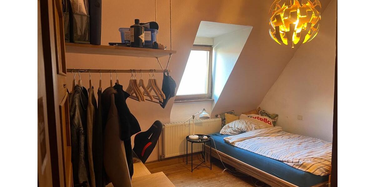 Wohnen auf Zeit Kaiserslautern Betzenberg - 1 Zimmer, 16 m&sup2;, 330&euro; | Angebot:26426362