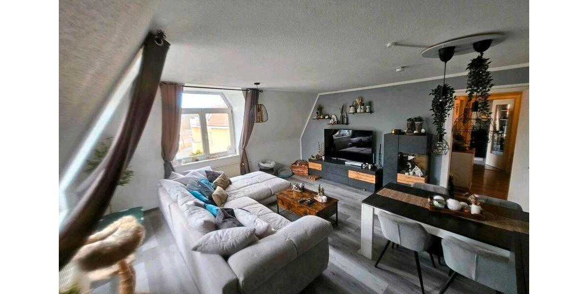 Dachgeschoßwohnung Schipkau - 3 Zimmer, 82 m&sup2;, 745&euro; | Angebot:26074981