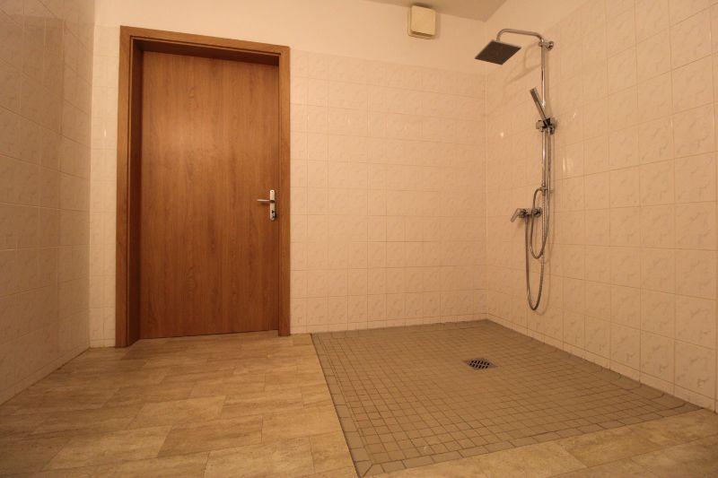 Etagenwohnung Schwerin Gartenstadt - 3 Zimmer, 98 m&sup2;, 679&euro; | Angebot:25078874