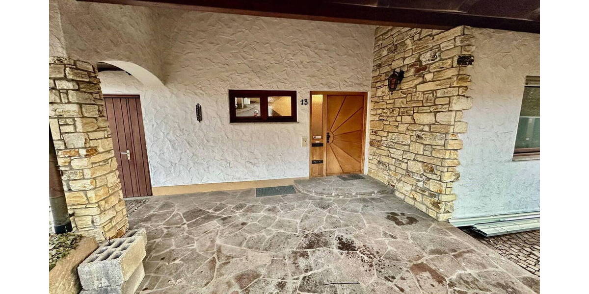 Etagenwohnung Aichtal Aich - 3 Zimmer, 150 m&sup2;, 2.100&euro; | Angebot:25944663