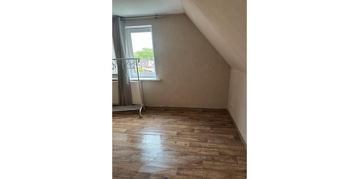 Dachgeschoßwohnung Walsrode Bomlitz - 3 Zimmer, 52 m&sup2;, 480&euro; | Angebot:26603176