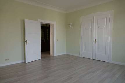 Wohnung zum Mieten in Quedlinburg 710 € 98 m² 3 zimmer