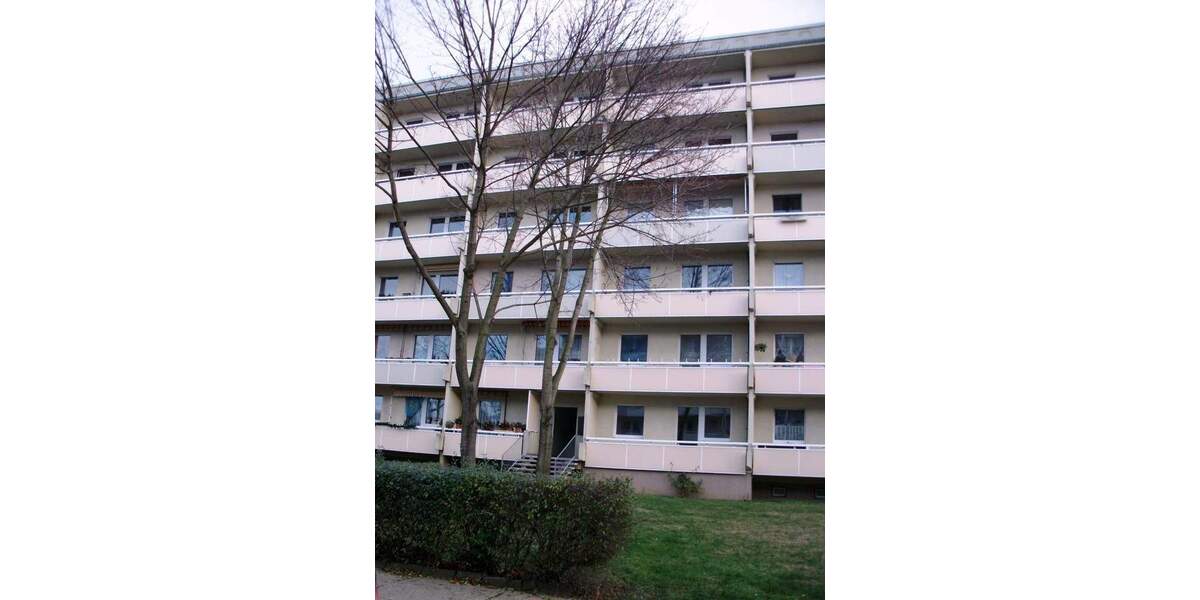 Etagenwohnung Magdeburg Neu Olvenstedt - 3 Zimmer, 70 m&sup2;, 420&euro; | Angebot:25666261