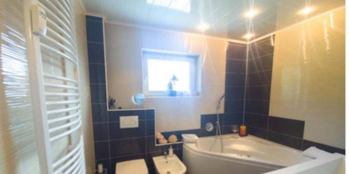 Mehrfamilienhaus, Wohnhaus Lahr/Schwarzwald Lahr - 7 Zimmer, 185 m&sup2;, 1.230&euro; | Angebot:26244055