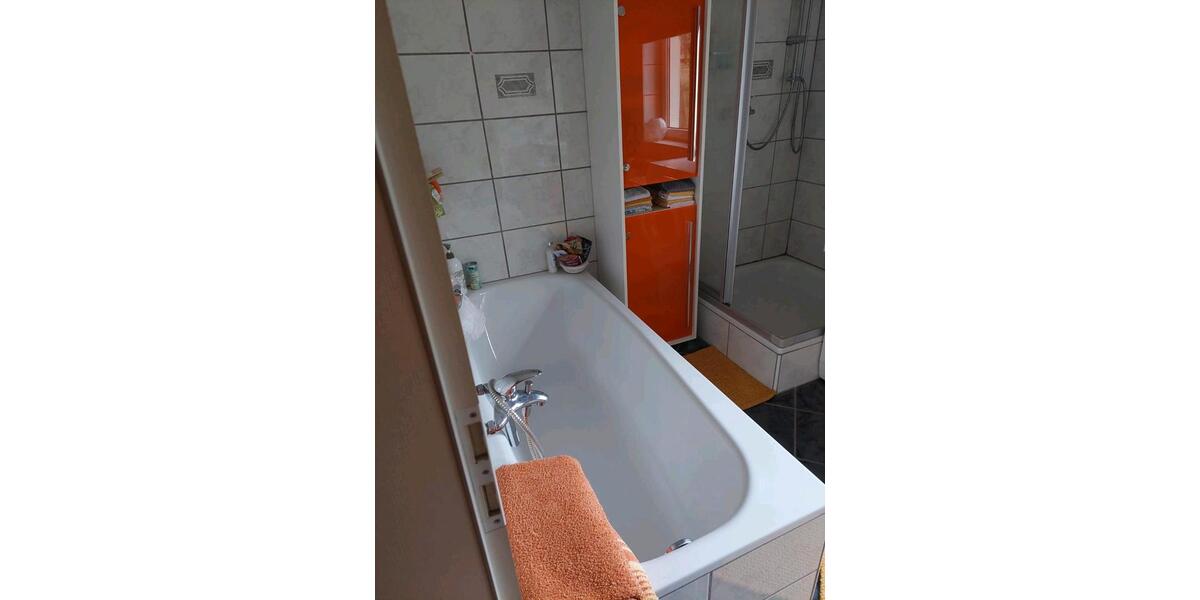 Etagenwohnung Eisfeld - 3 Zimmer, 105 m&sup2;, 625&euro; | Angebot:26185624
