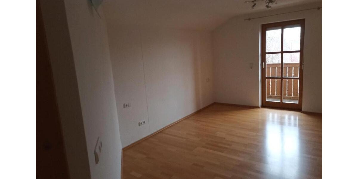 115 m² Dachgeschosswohnung mit Fernblick in Perlesreut zimmer
