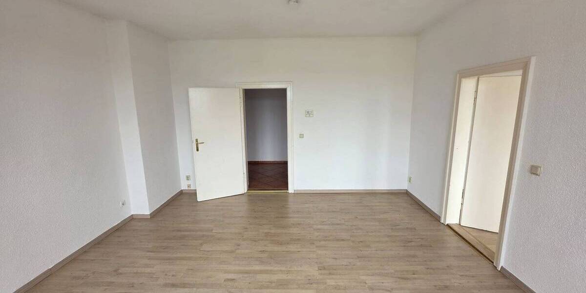 Etagenwohnung Frankfurt (Oder) Frankfurt - 3 Zimmer, 85 m&sup2;, 600&euro; | Angebot:26657029