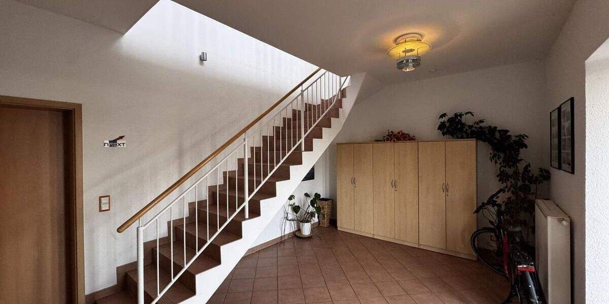 Gewerbeobjekt Seevetal Beckedorf - 3 Zimmer, 122 m&sup2;, 1.220&euro; | Angebot:25228040