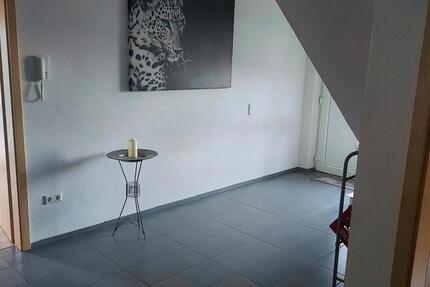 Wohnung Dinkelscherben - 6 Zimmer, 150 m&sup2;, 1.500&euro; | Angebot:25180021