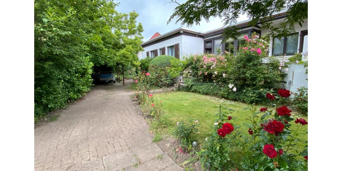 Doppelhaushälfte Magdeburg Brückfeld - 5 Zimmer, 100 m&sup2;, 1.200&euro; | Angebot:24843056